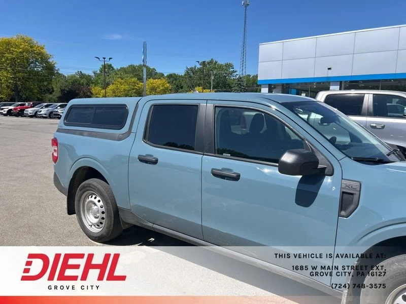 Used 2023 Blue Ford XL image 4