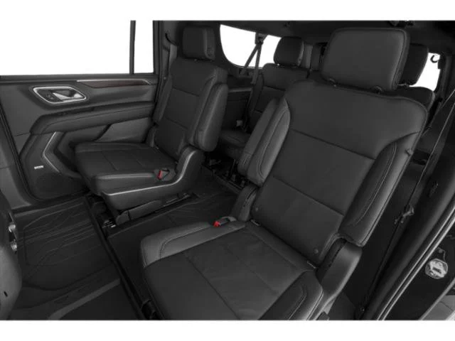 Used 2022 Black Chevrolet Z71 image 16