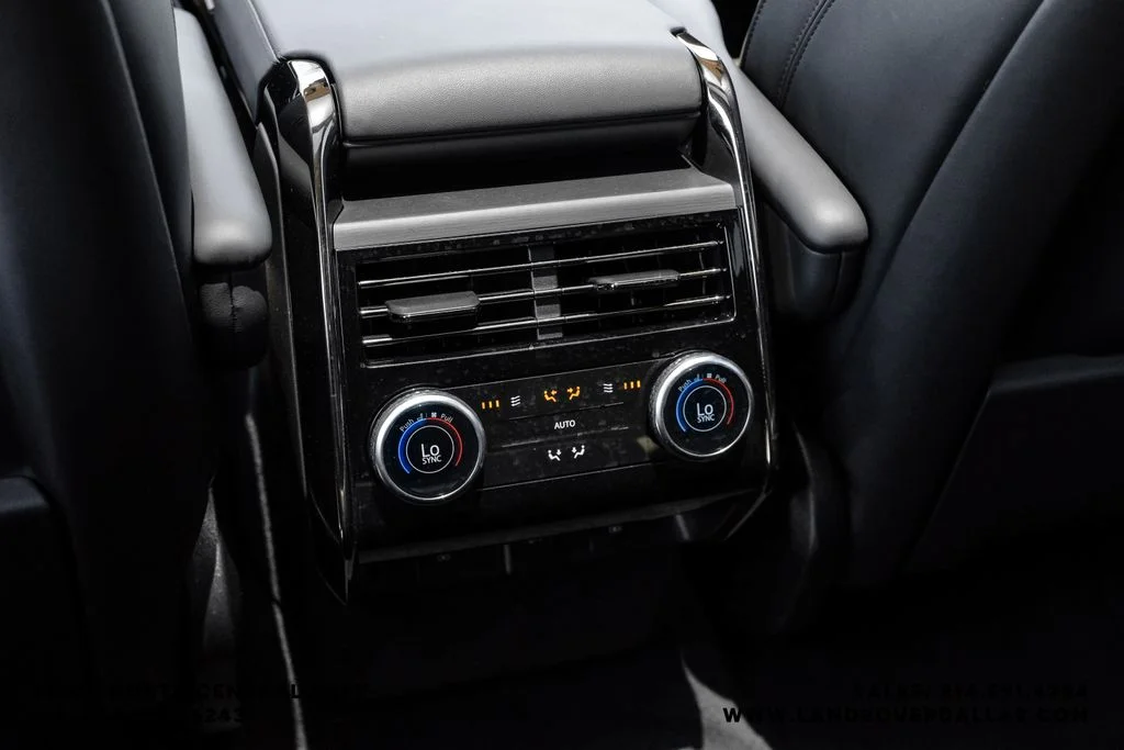 Certified Used 2024 SV Bespoke Match to Sample in Gloss Finish Land Rover Autobiography image 40
