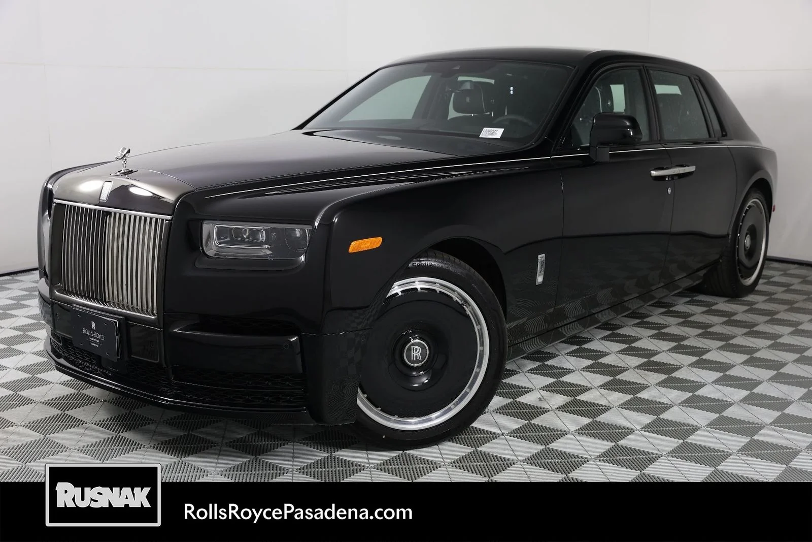 2026 Rolls-Royce Phantom Base