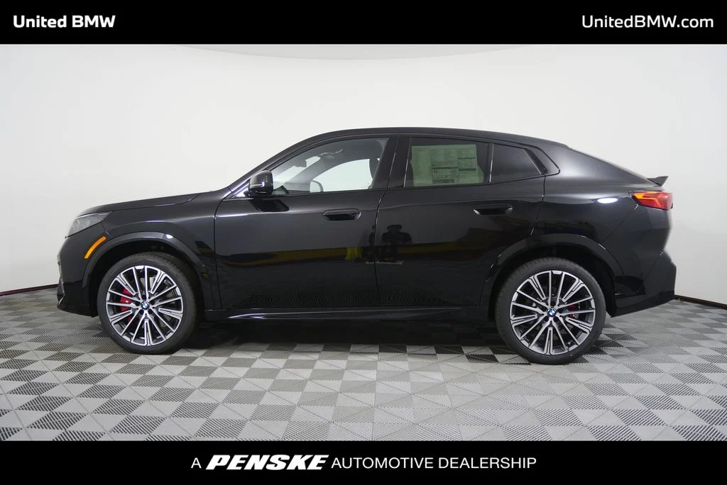 New 2026 Black Sapphire Metallic BMW xDrive28i image 6