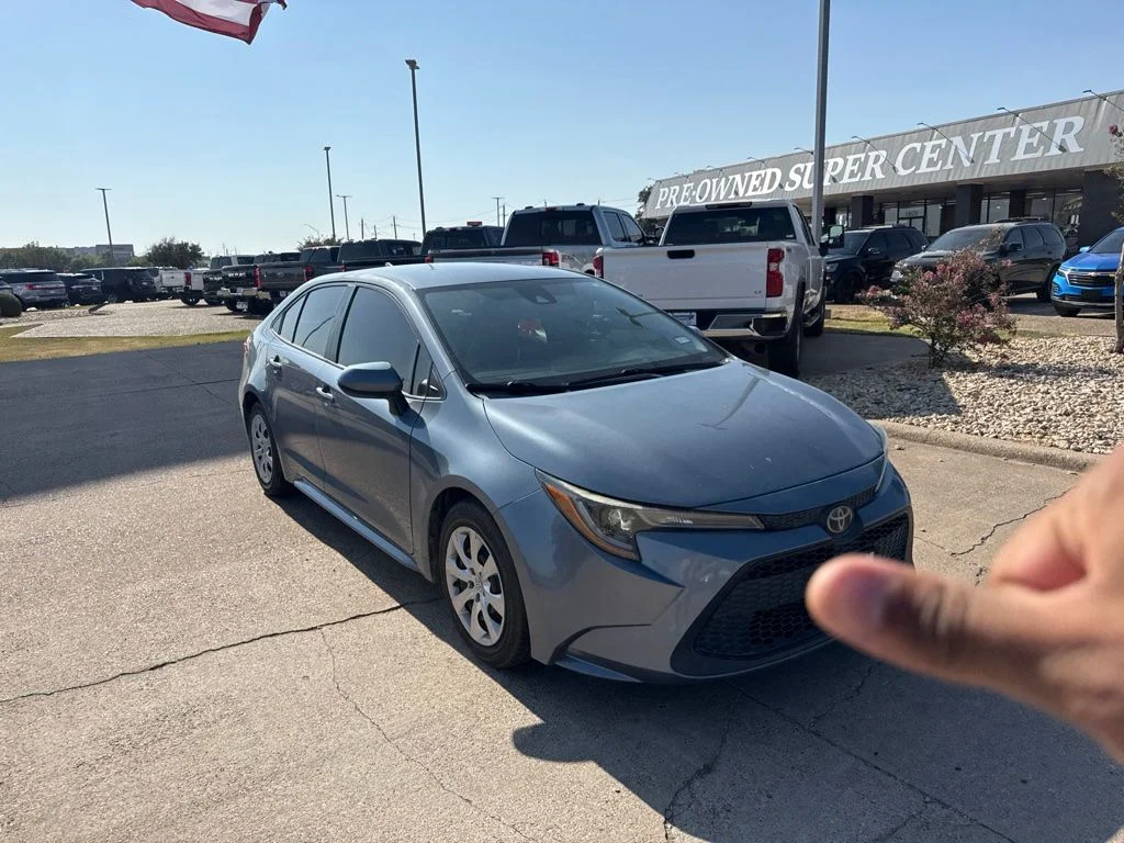 Used 2020 Gray Toyota LE image 2
