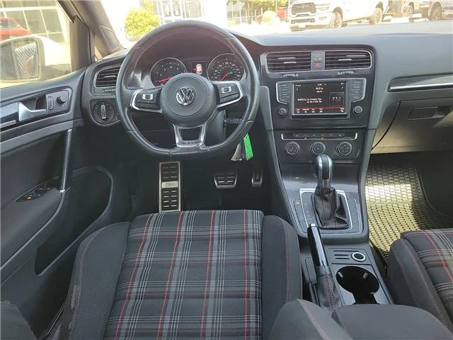 Used 2017 -Select- Volkswagen S 4-Door (DSG) image 10