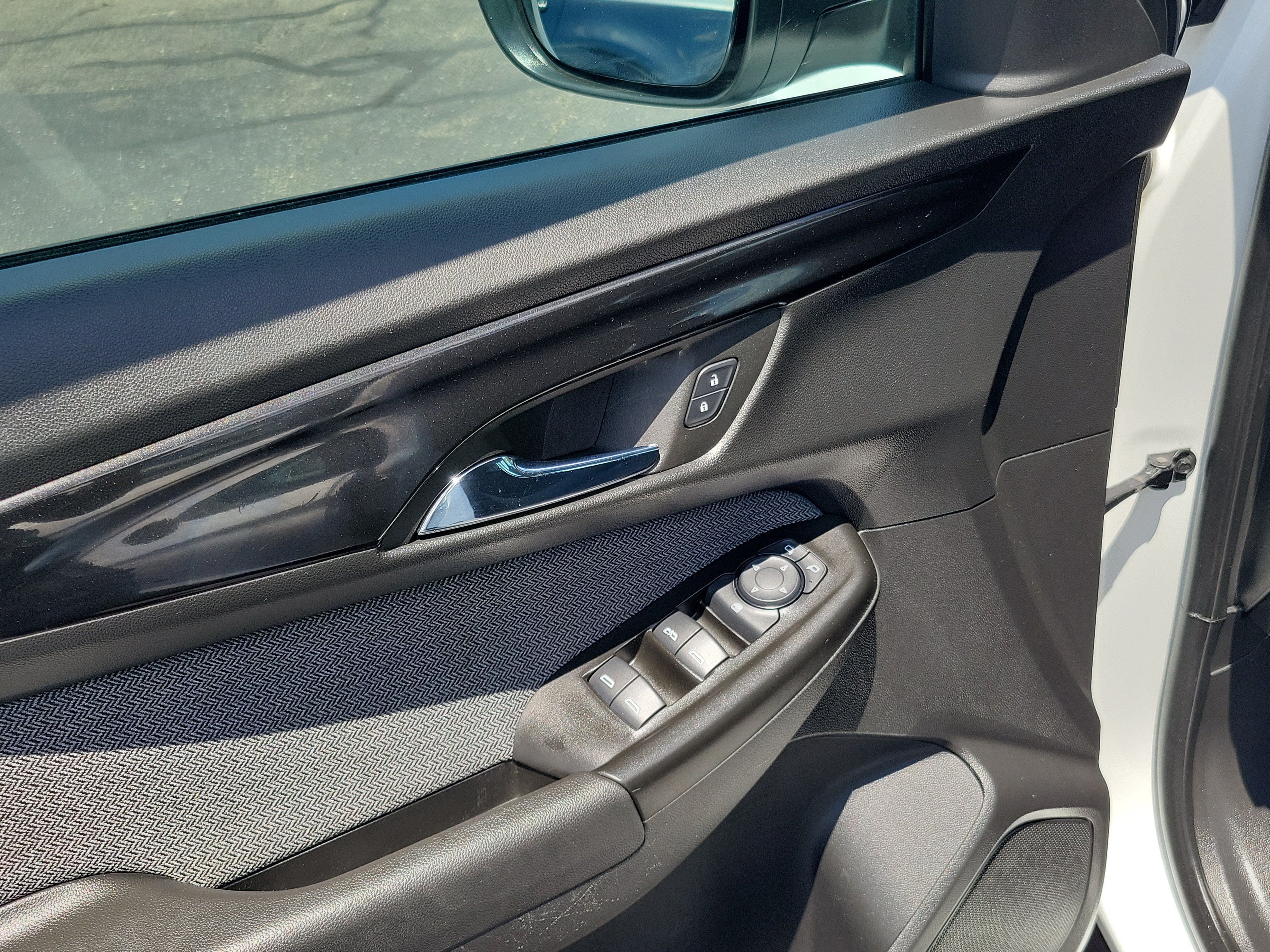 Used 2024 Summit White Chevrolet LS image 17
