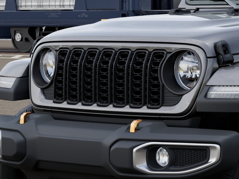 New 2026 Granite Crystal Metallic Clear-Coat Exterior Paint Jeep 85th Anniversary Edition image 7