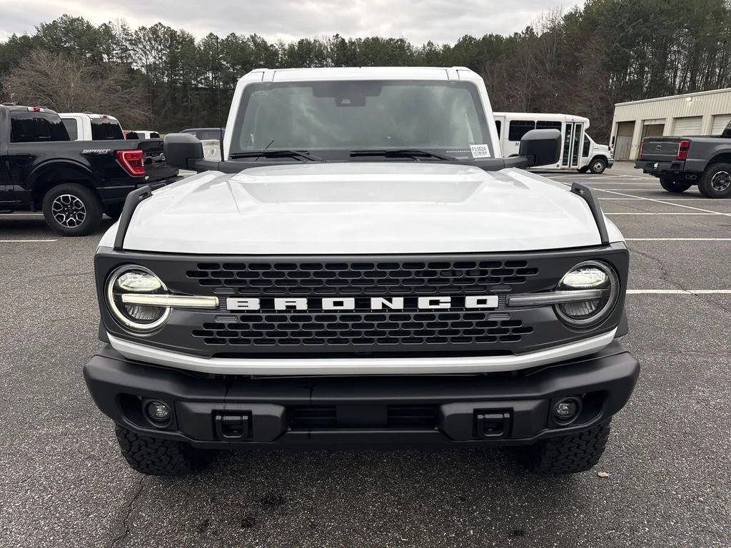 New 2025 White Ford Badlands image 2