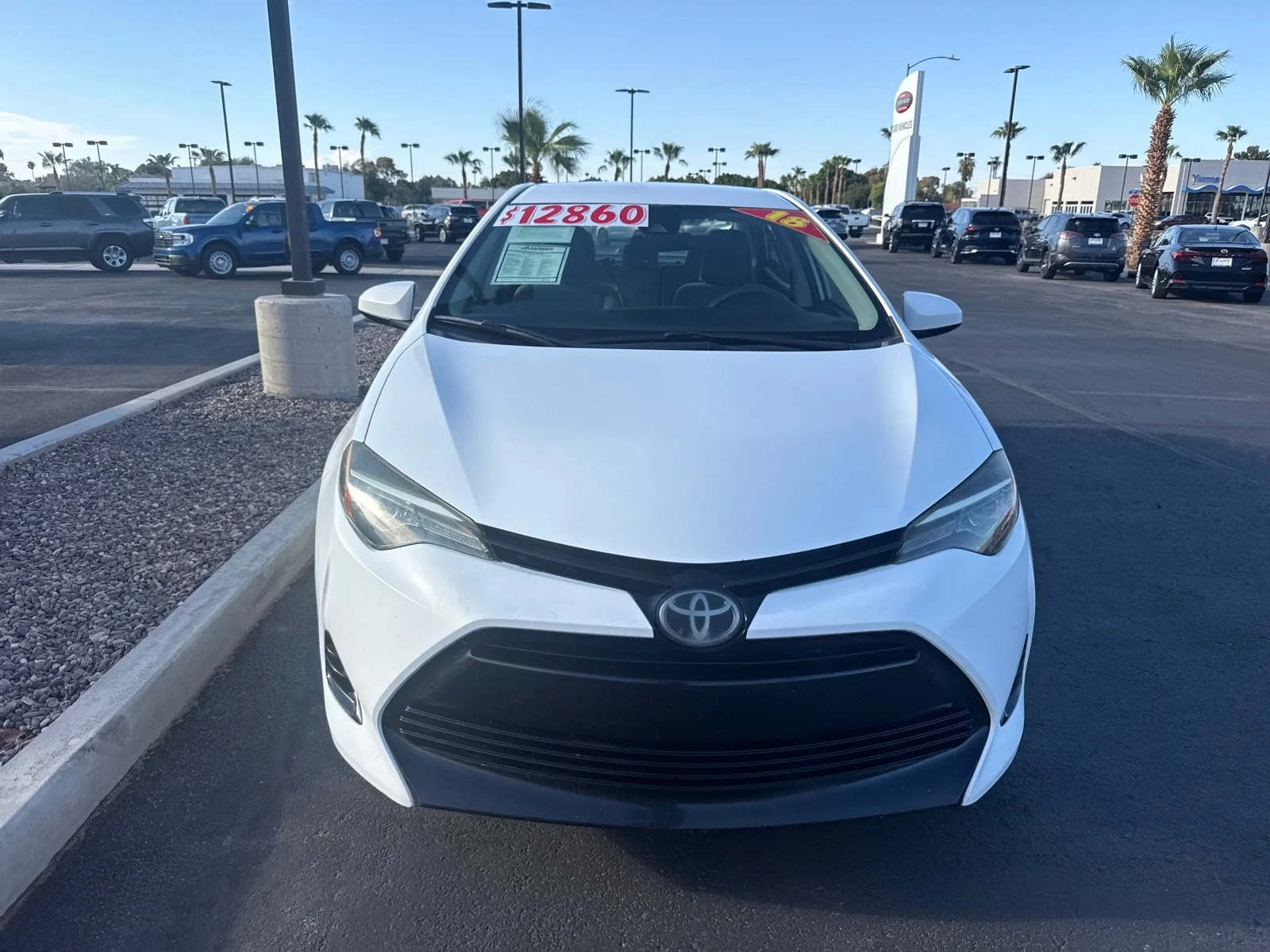 Used 2018 Toyota Corolla L with VIN 2T1BURHE6JC970640 for sale in Yuma, AZ