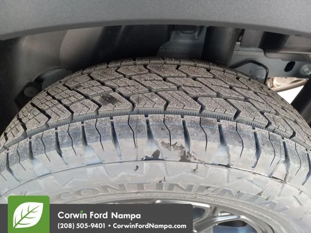 New 2026 Gray Metallic Ford Badlands image 32