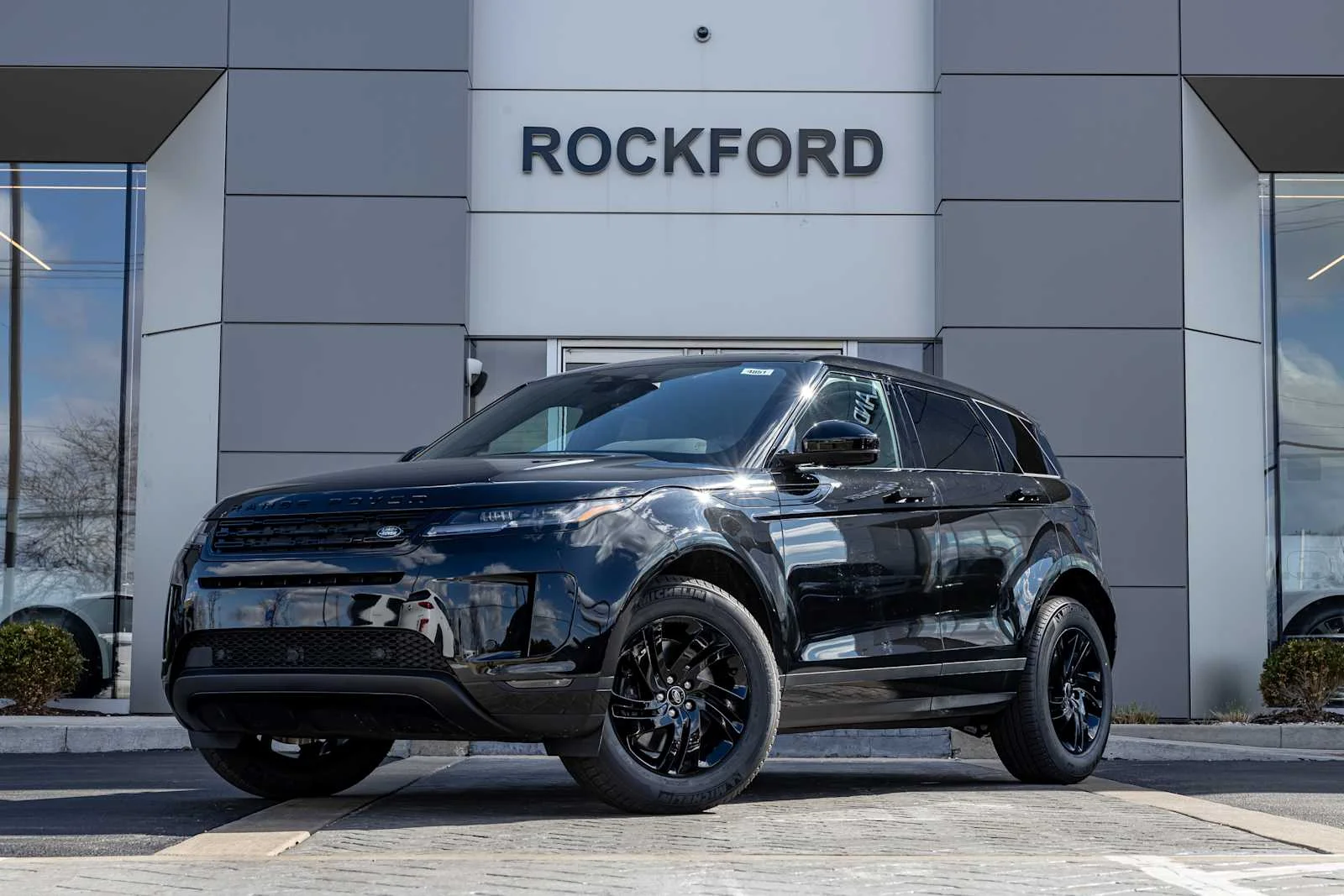 2026 Land Rover Range Rover Evoque S's photo