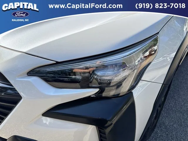 Used 2025 White Subaru Onyx Edition image 11