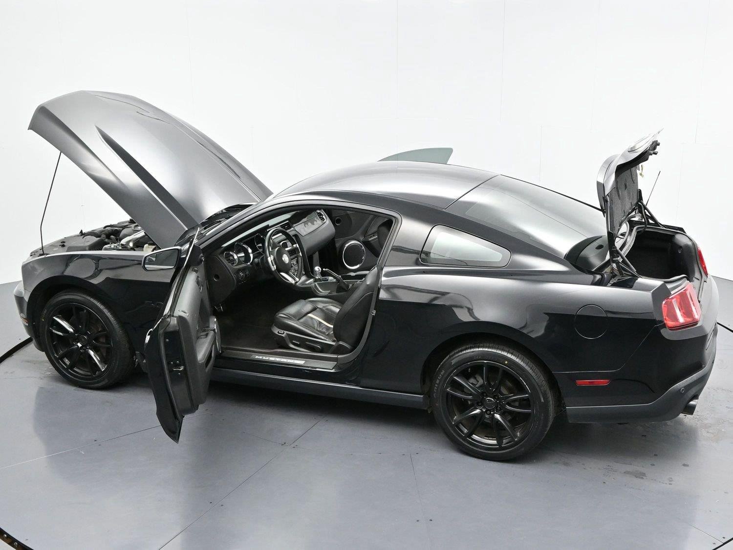 Used 2012 Black Ford GT Premium image 33