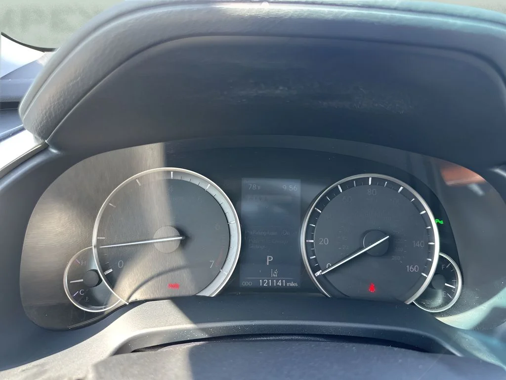 Used 2018 Silver Lexus 350 image 24
