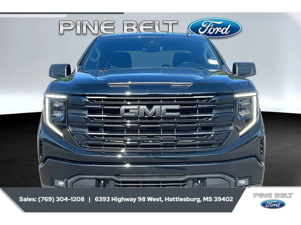 Used 2022 Onyx Black GMC Elevation image 3