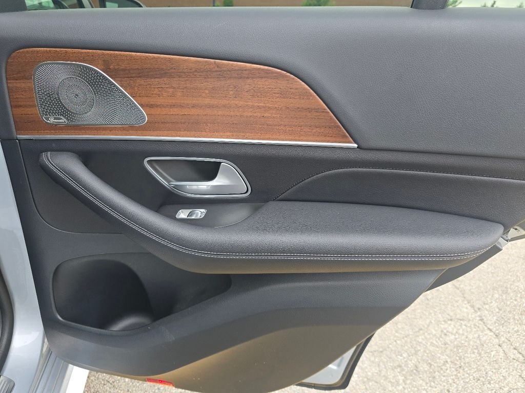 2025 Mercedes-Benz GLE GLE450E - Photo 23