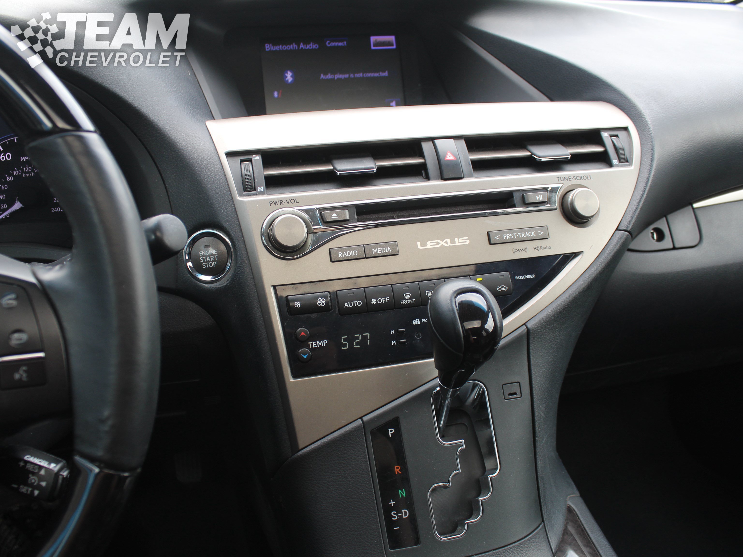 Used 2015 White Lexus  image 18