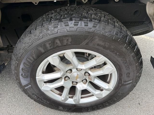Used 2023 White Chevrolet WT image 19