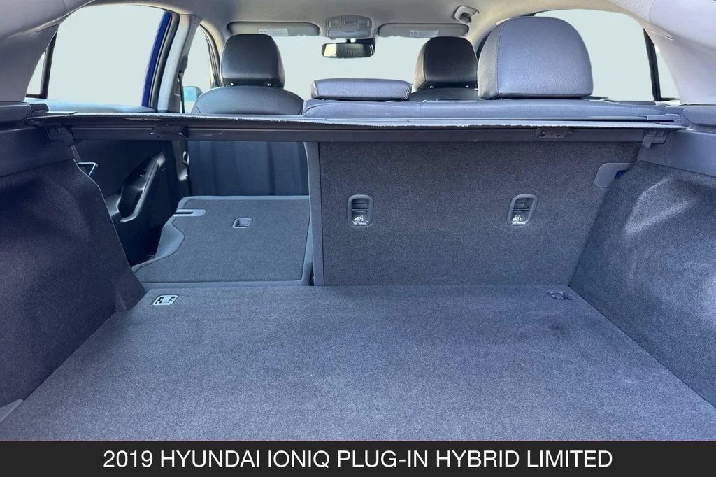 Used 2019 Blue Hyundai Limited image 17