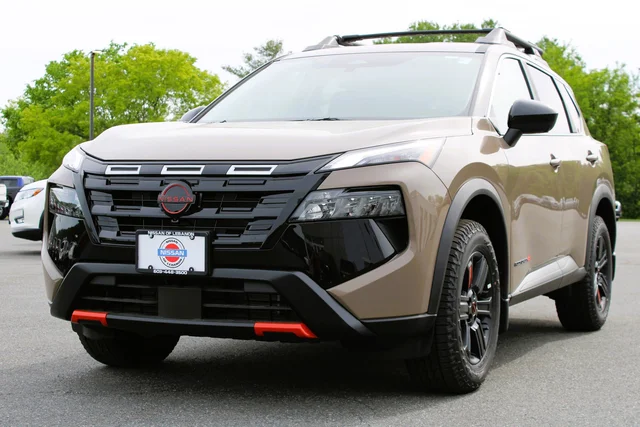 2026 Nissan Rogue Rock Creek®