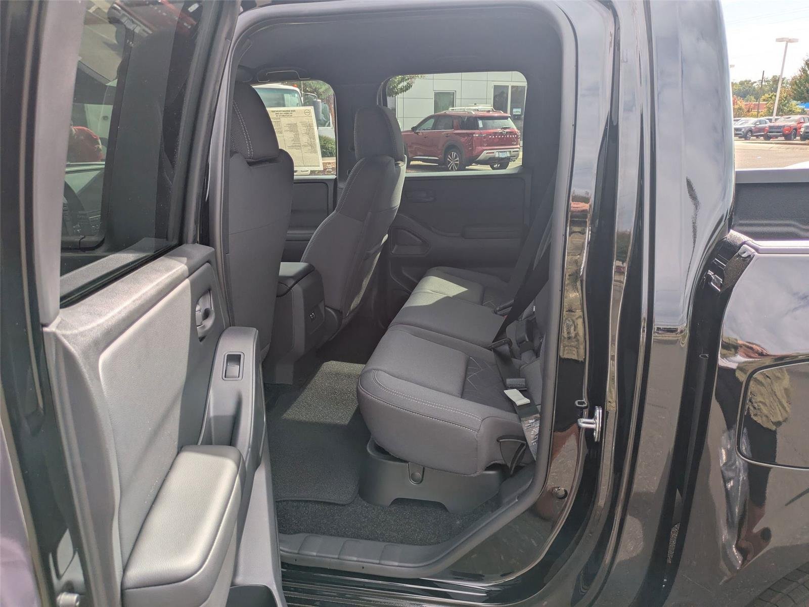 2026 Nissan Frontier SV - Photo 16