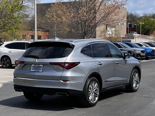 Used 2023 Lunar Silver Metallic Acura SH-AWD ADVANCE image 4