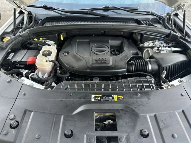 Used 2023 White Jeep Overland image 20