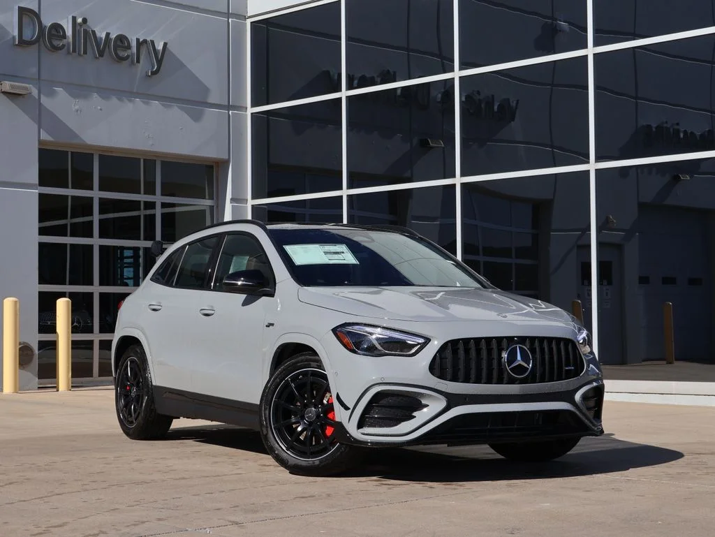 2026 Mercedes-Benz GLA GLA 35 AMG 4MATIC's photo