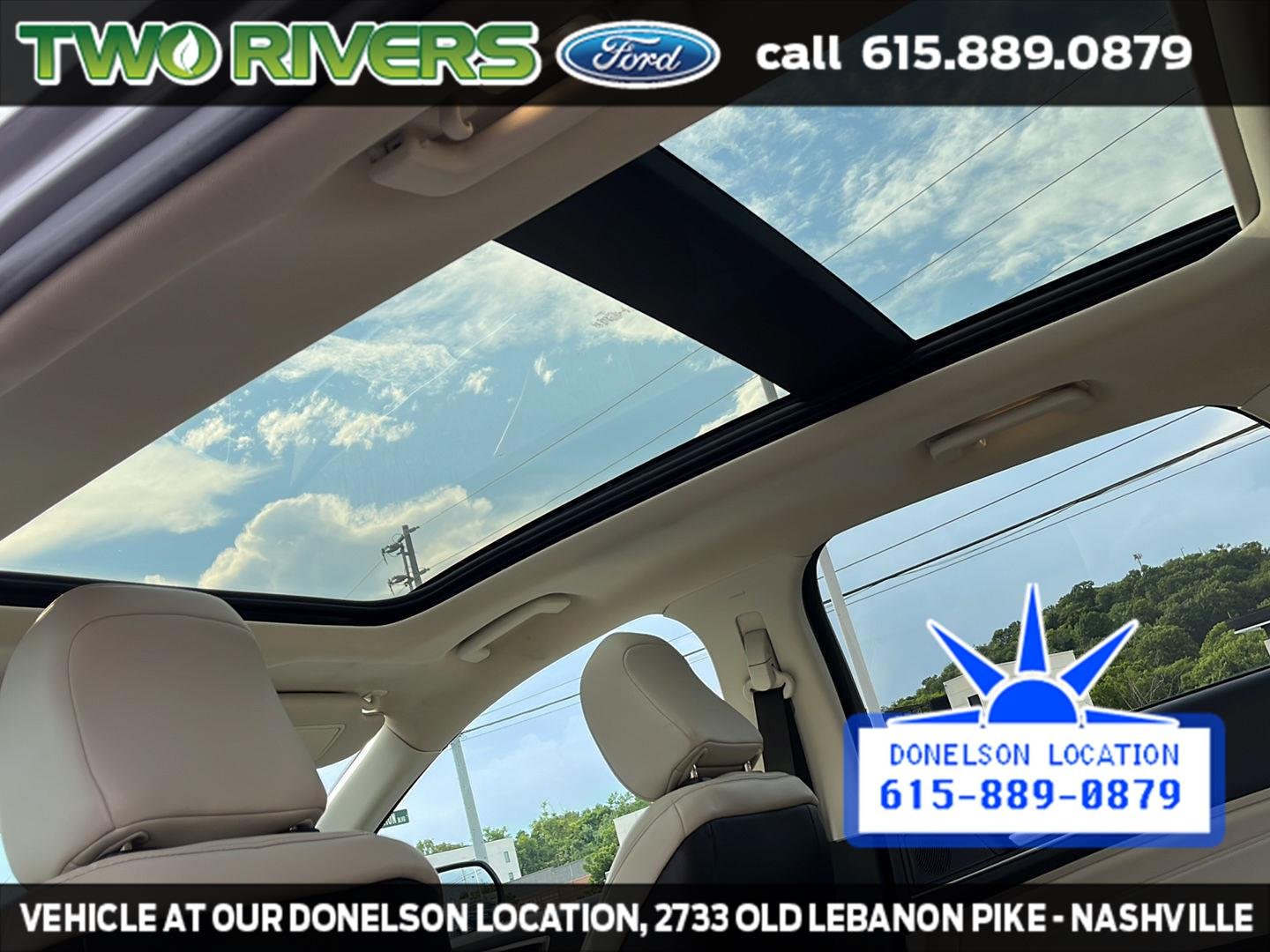 Used 2021  Ford Titanium image 27