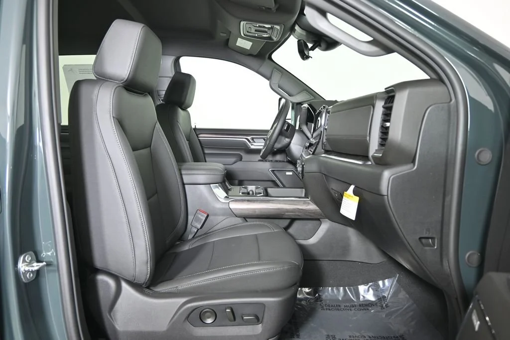 2026 Chevrolet Silverado 3500 HD LTZ - Photo 14