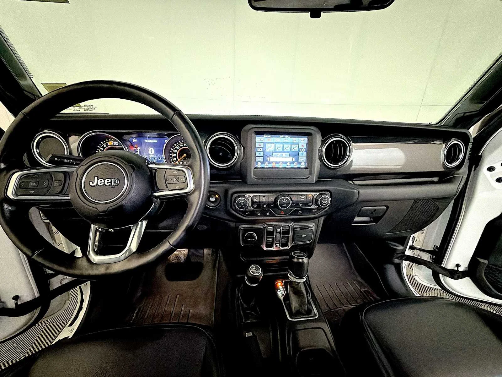 Used 2021 Bright White Clearcoat Jeep Unlimited Sahara Altitude image 17