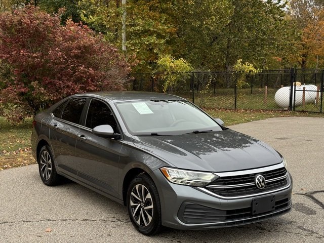 2022 Volkswagen Jetta 1.5T S photo 3