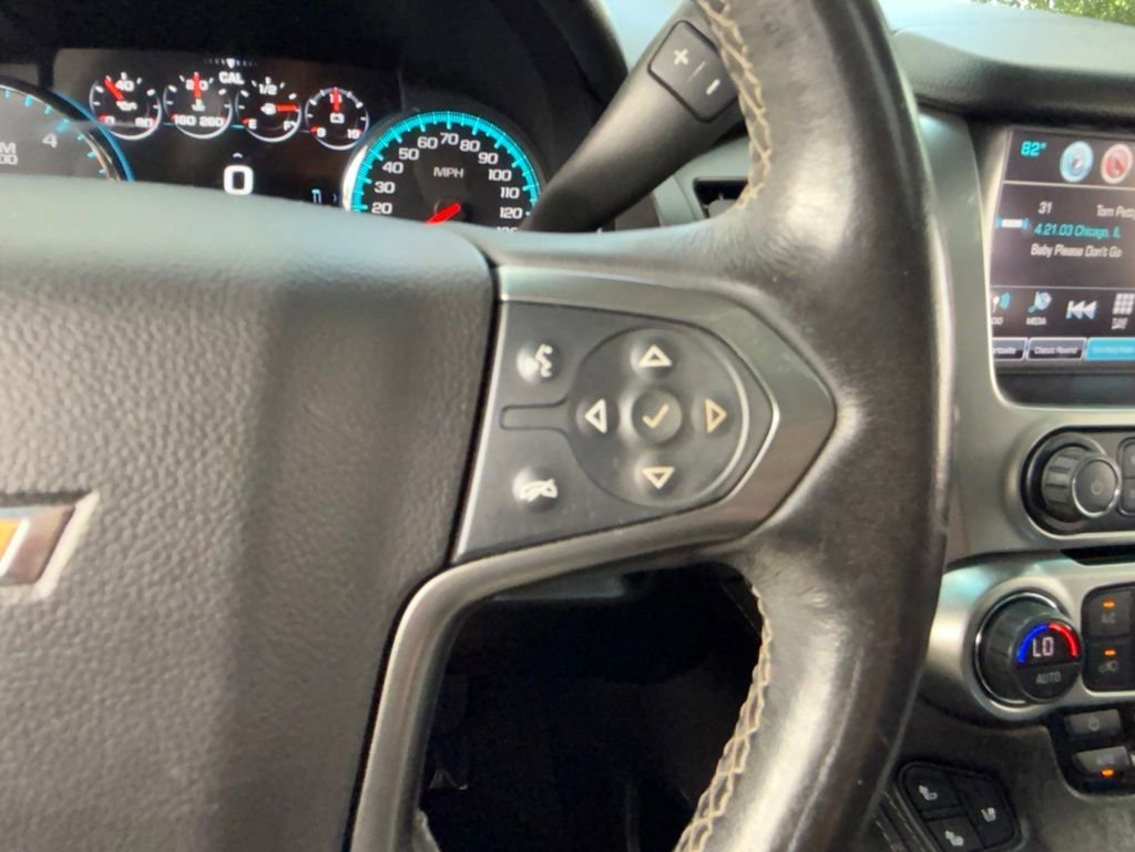 Used 2019 SHADOW GRAY METALLIC Chevrolet Premier image 33