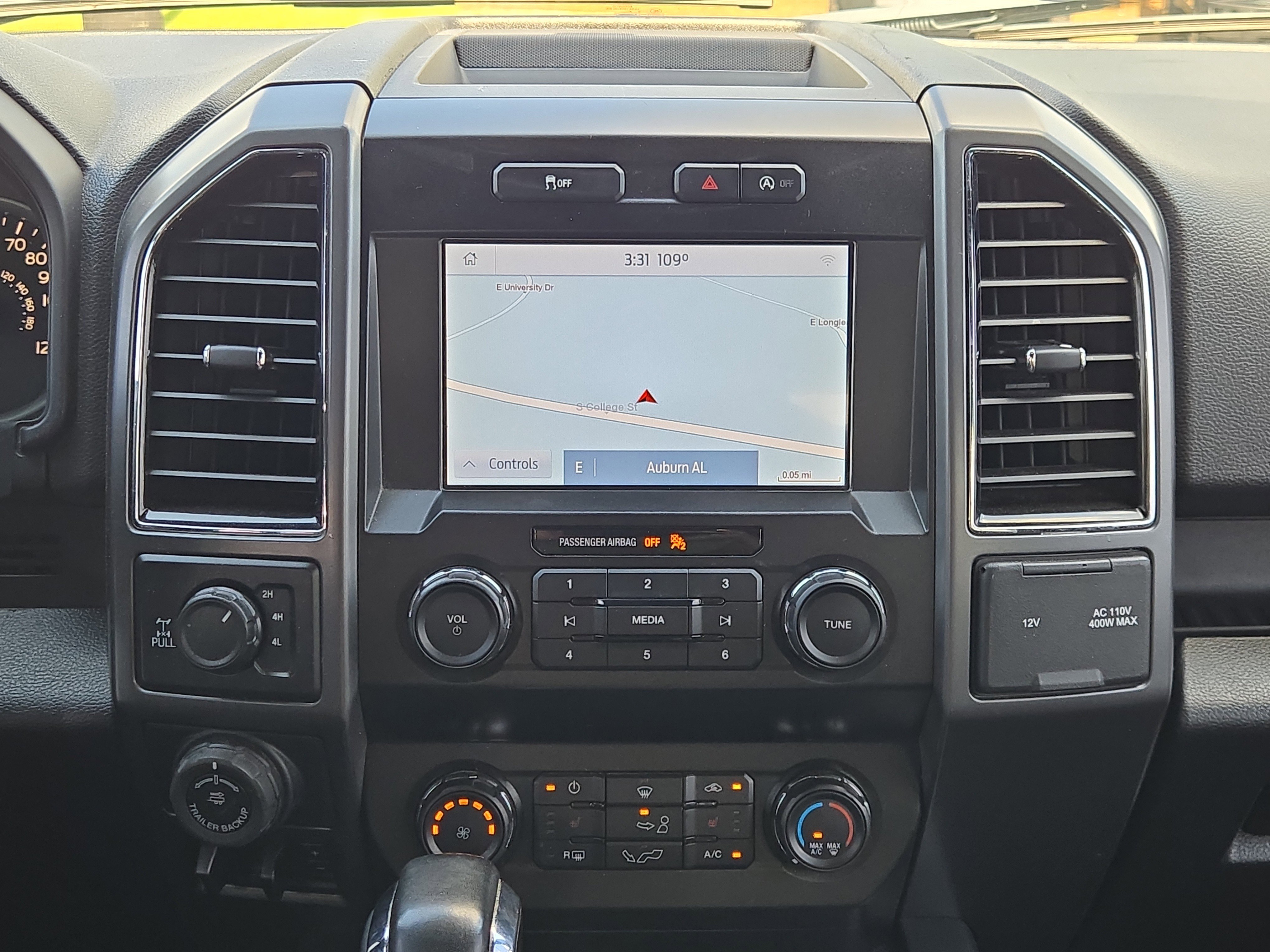 Used 2020 Gray Ford LARIAT image 17