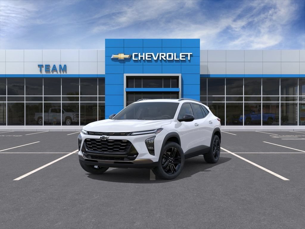 New 2026 Summit White Chevrolet ACTIV image 8