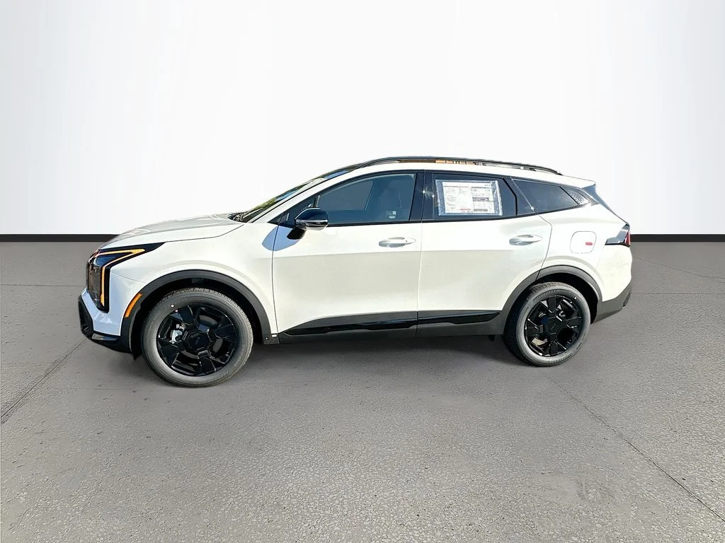 New 2026 Snow White Pearl Kia X-Line image 4