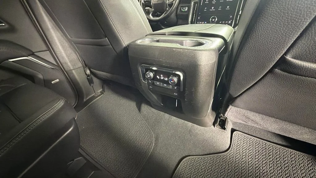 Certified Used 2025 Onyx Black GMC Denali image 33