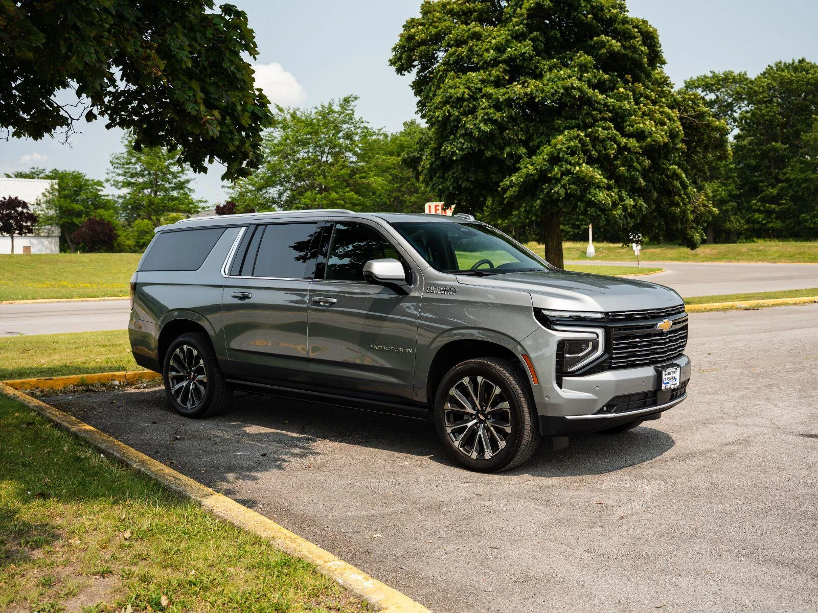 Used 2025 Sterling Gray Metallic Chevrolet High Country image 4