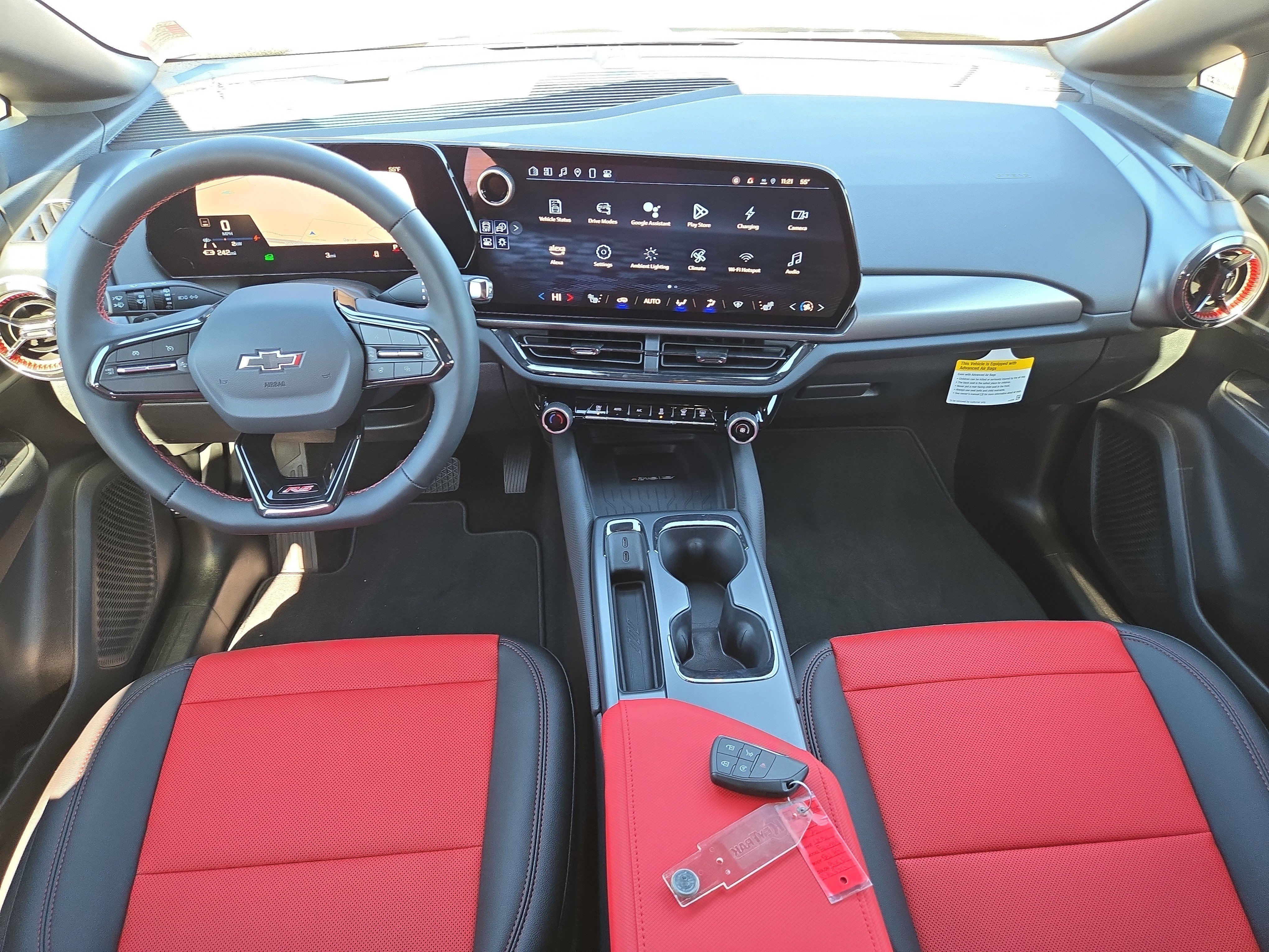 2025 Chevrolet Equinox EV RS - Photo 19