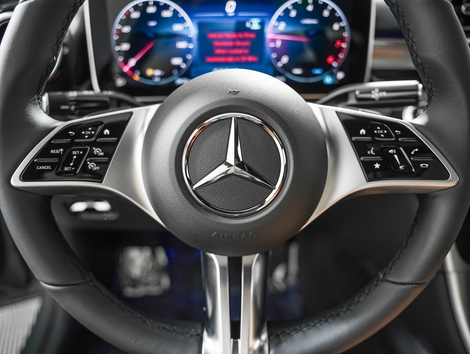 New 2026 Selenite Grey Metallic Mercedes-Benz C 300 image 15
