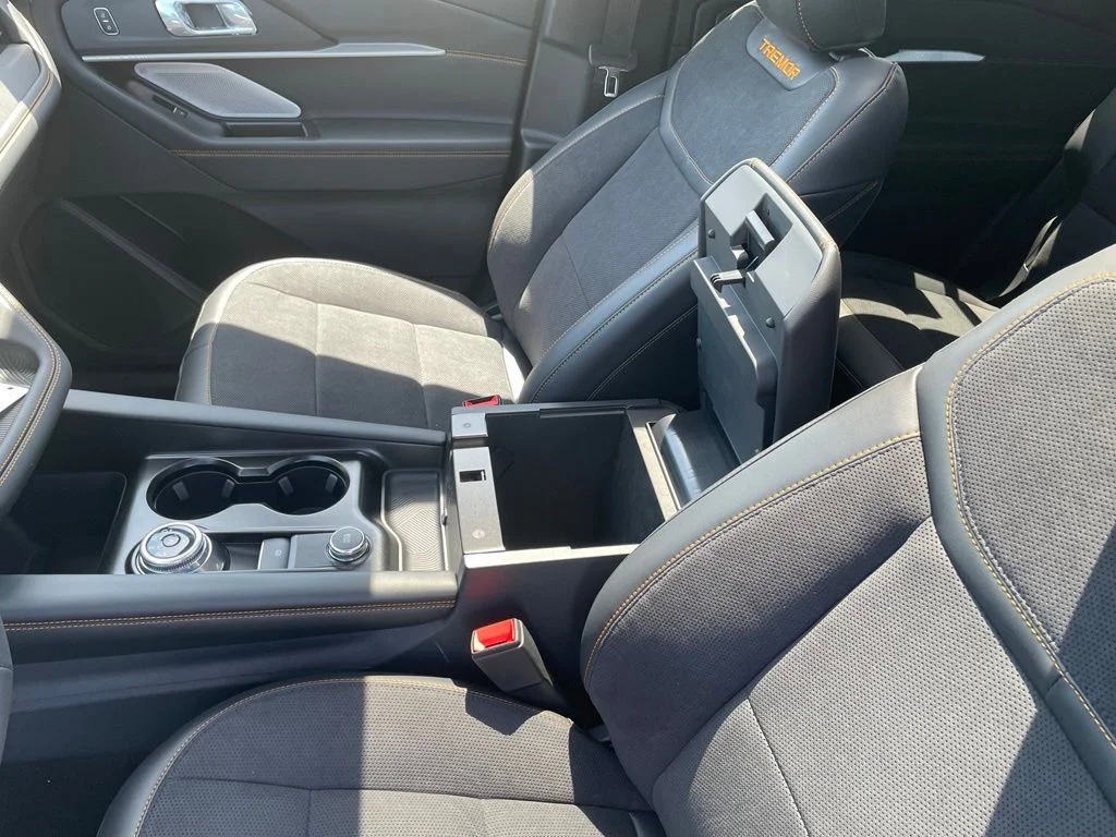 New 2026 Vapor Blue Metallic Ford Tremor® image 29