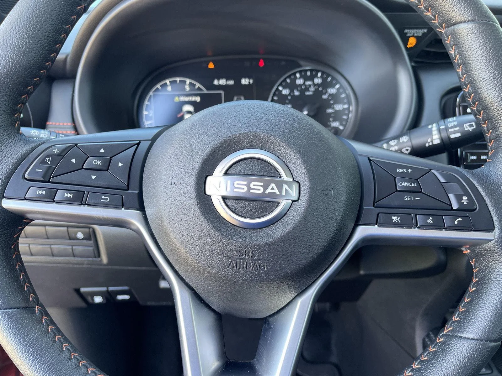 Used 2023 Scarlet Ember Tintcoat Nissan SR image 19