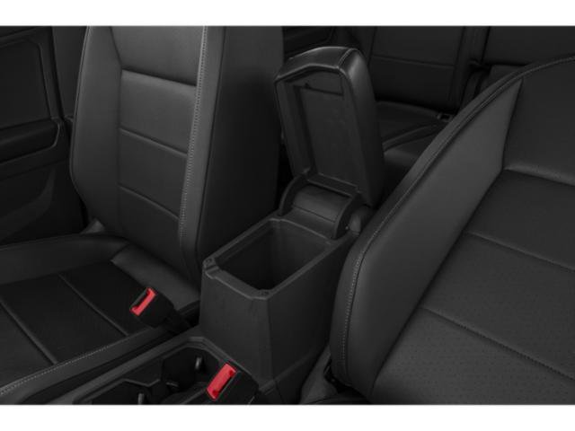 Used 2018 Pure White Volkswagen SE image 18