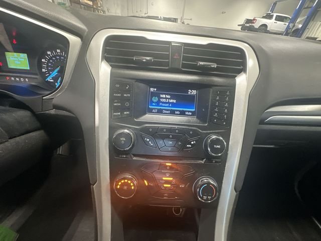 Used 2015 White Ford S image 16