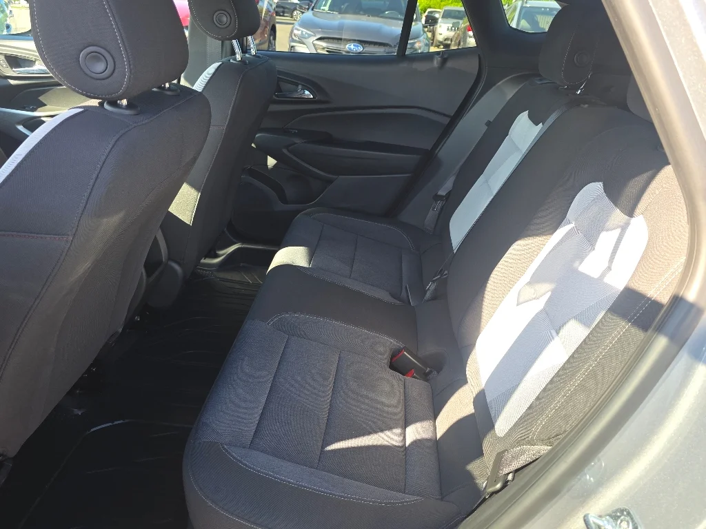 Used 2024 Sterling Gray Metallic Chevrolet 1RS image 28