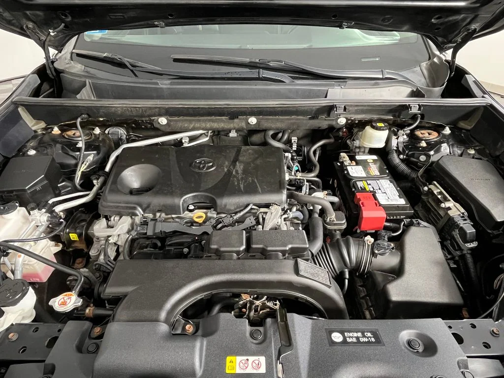 Used 2019 Black Toyota Adventure image 17
