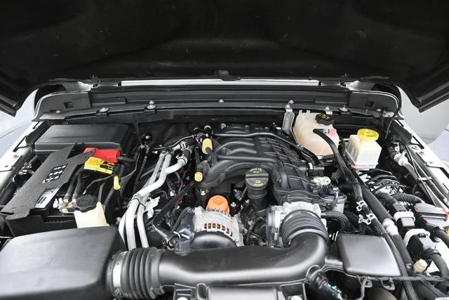 Used 2022 Gray Jeep Mojave image 42