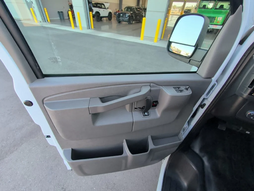 Certified Used 2025 Summit White GMC Work Van image 32