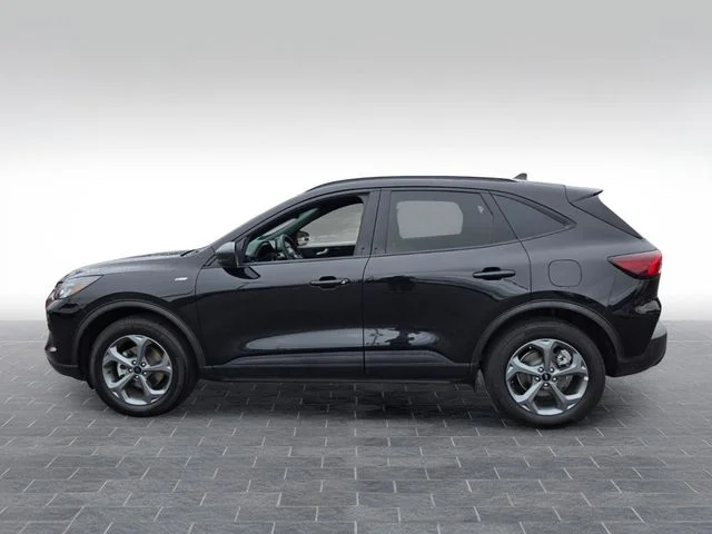 Used 2025 Black Ford ST-Line image 4