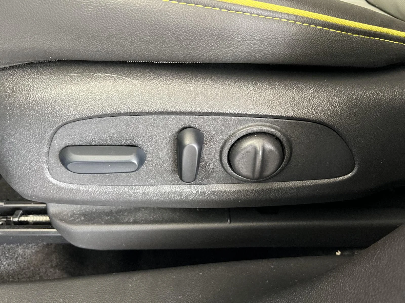 Used 2024 Fountain Blue Chevrolet ACTIV image 6