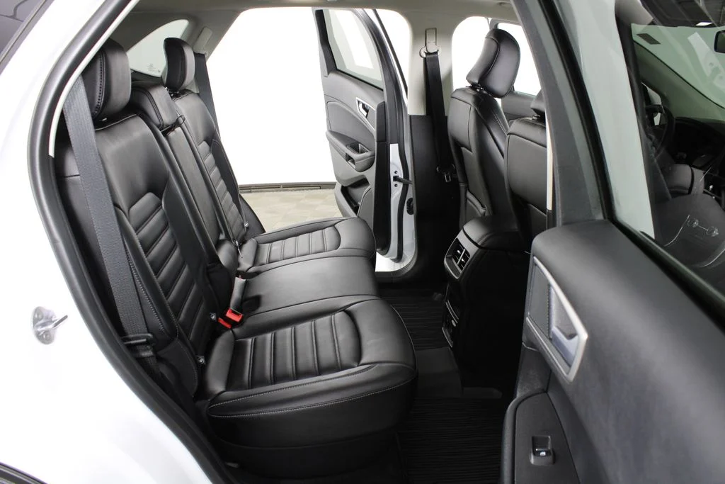 Used 2024 White Ford SEL image 14