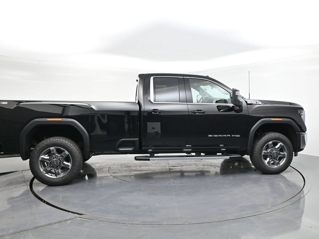 2026 GMC Sierra 3500HD SLE - Photo 8